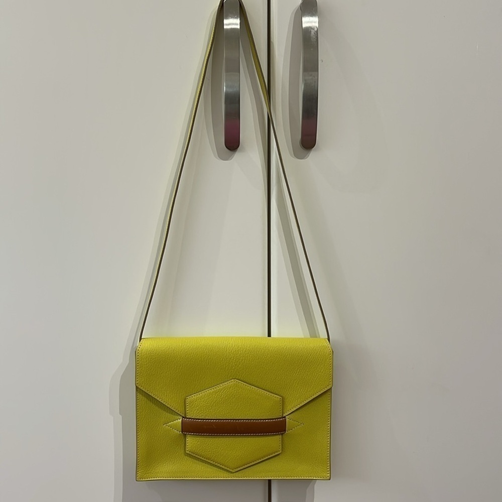 HERMES Faco II Chèvre Mysore Shoulder Bag Clutch Lemon Yellow - Picture 7 of 11